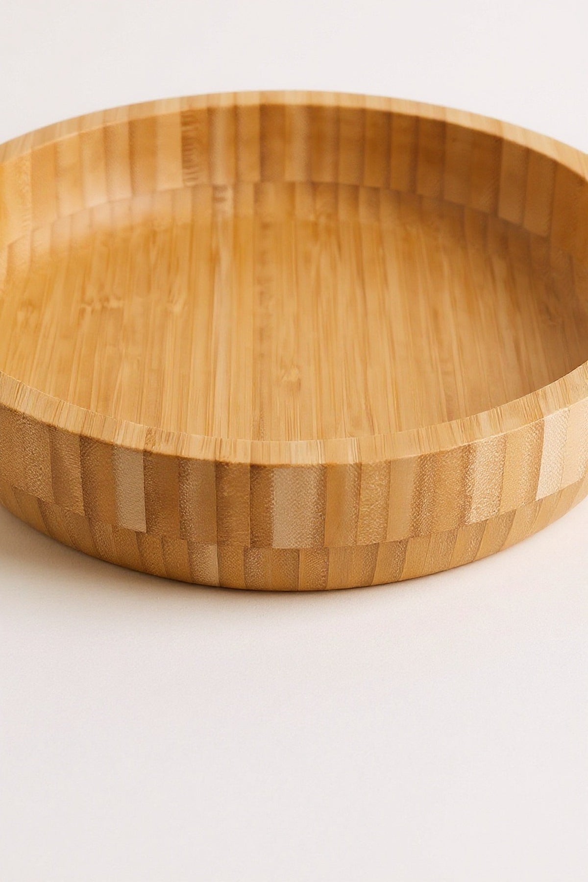 Bambu Kase 22 cm Salata Kasesi Çerezlik sofra üzerinde kullanım görüntüsü