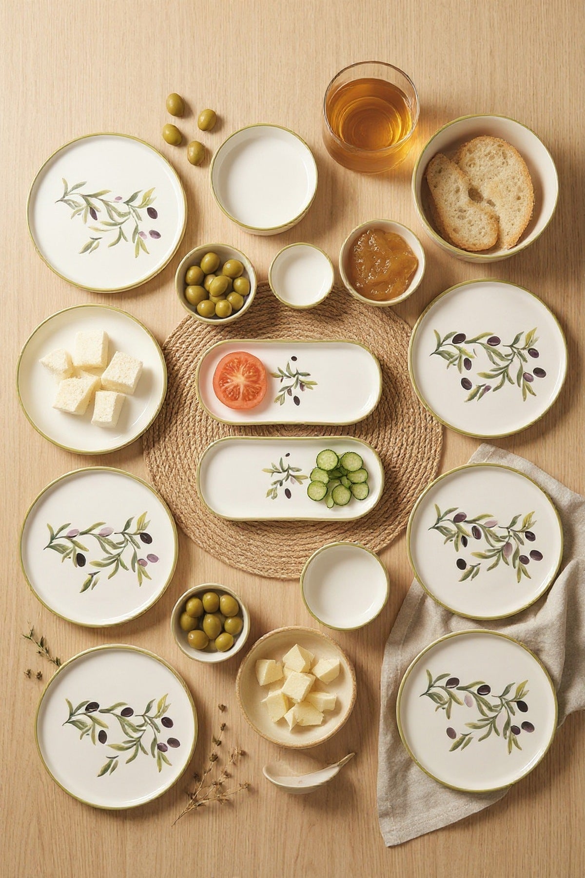 Olive 14 Parça 6 Kişilik Kahvaltı Takımı yakın çekim detay görünümü