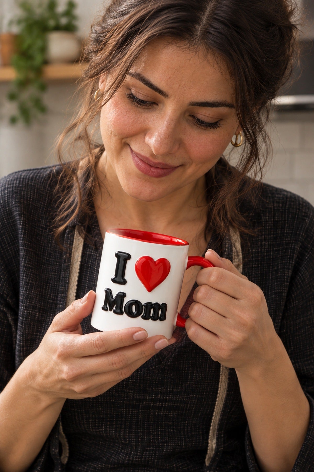I Love Mom Yazılı Porselen Kupa 370 ml Kabartma Yazılı Çay Kahve Kupas