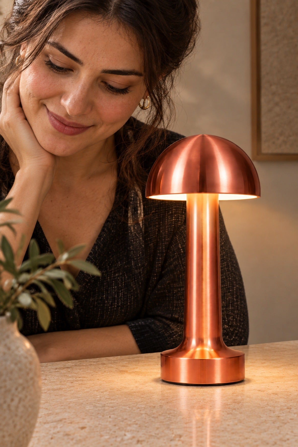 Mantar LED Masa Lambası Metal Gövde Şarjlı Kablosuz Bakır